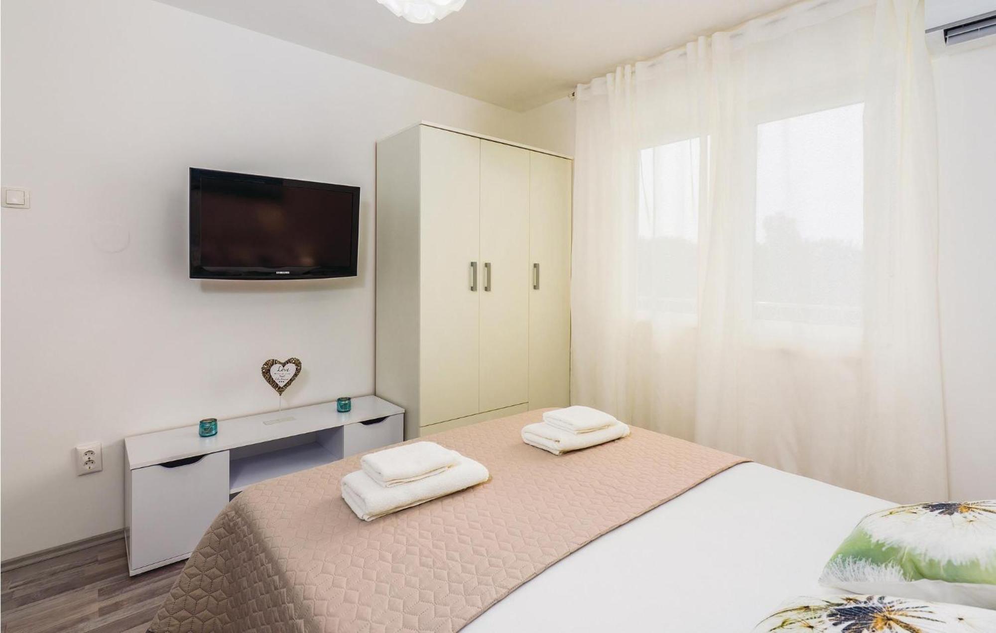 1 Bedroom Gorgeous Apartment In オパティヤ エクステリア 写真