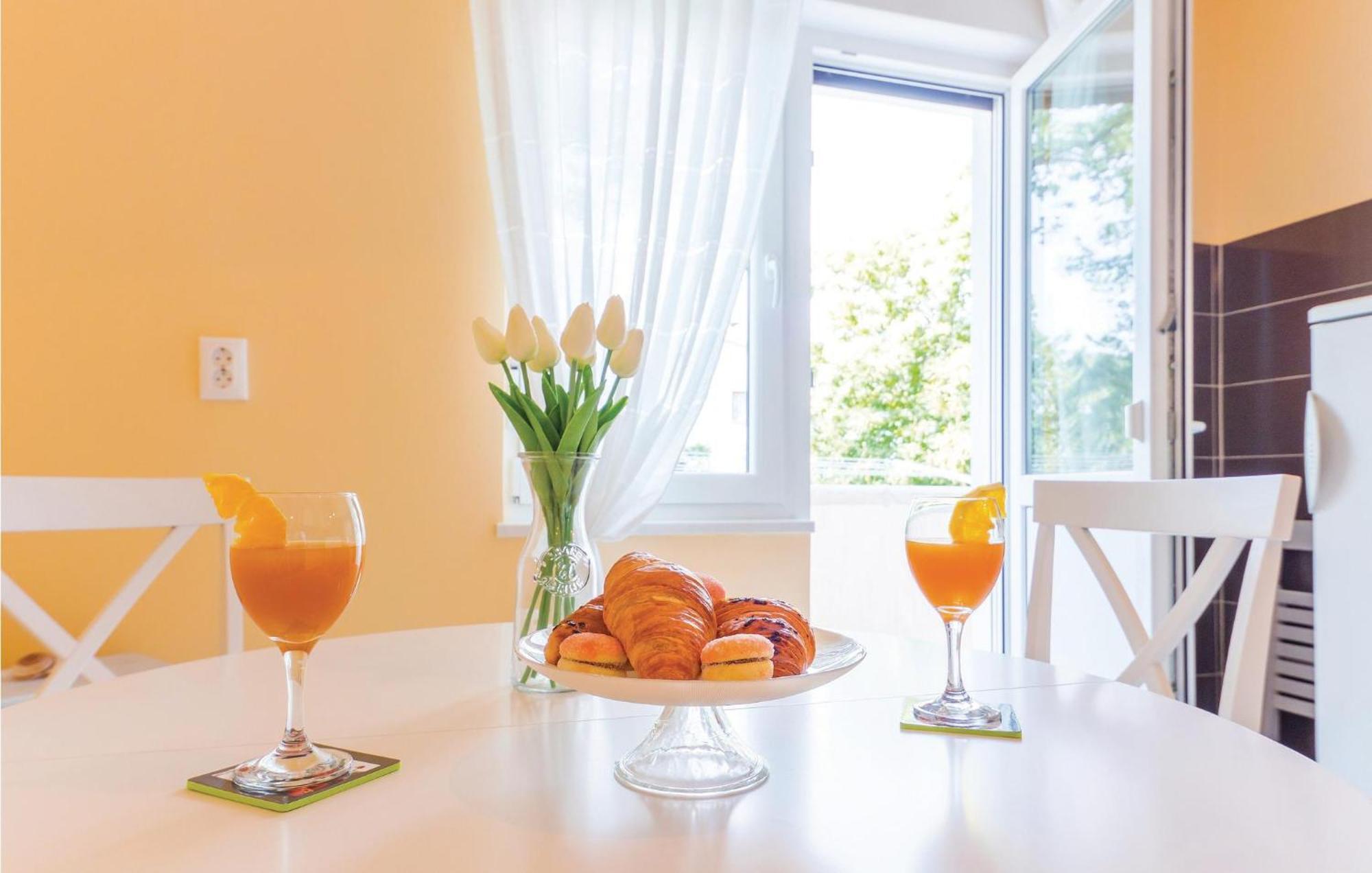 1 Bedroom Gorgeous Apartment In オパティヤ エクステリア 写真