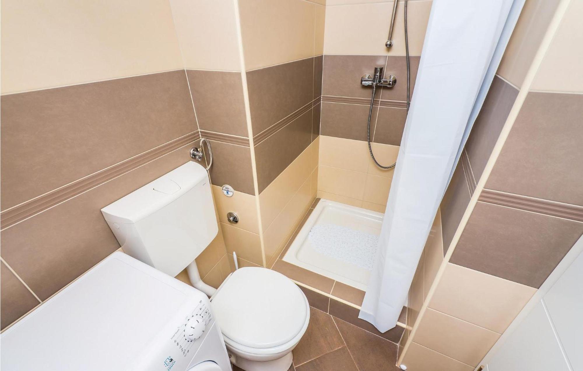 1 Bedroom Gorgeous Apartment In オパティヤ エクステリア 写真